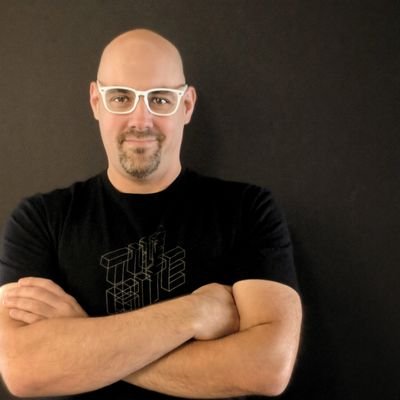 Chief Product & Technology Officer @LiiV, founder Self Actualized Studios & Harmonic Vibration. Designer, web samurai, raconteur.