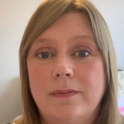 corrie llewellyn Profile