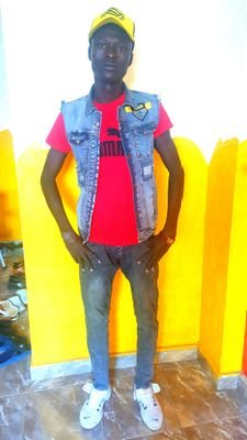 liem_lul's profile picture. God is good all the time and God is my savior nothing to do without him