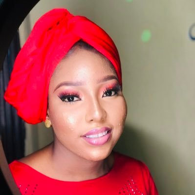 proudly muslimah❤️momma’s angle 🥰Dady’s girl 👧 FAM over everything 👨👩👧❤️🥰chocolate lover🍫