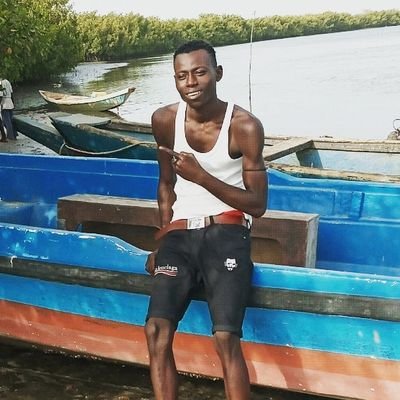 Am here for friendship am very glad to meet you here as friend am from The Gambia west Africa smiling coast of Gambia 🇬🇲