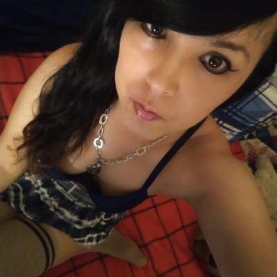 Camgirl of over 10 years https://t.co/iJgU5LS0YZ