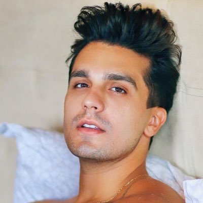 meteoro_de_amor's profile picture. e o motivo é você. Sempre foi você!✨•seguiu 11/12/2020 às 16:24•