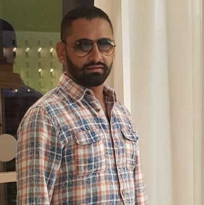 OmSharm95833419's profile picture. special correspondent @ sach bedhadak