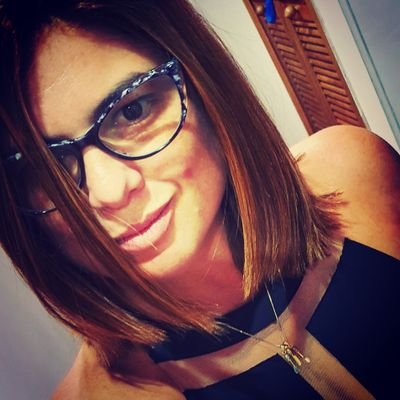 puertamargie's profile picture. Entrepreneur, maman, épouse, chef, j'adore les chats ...