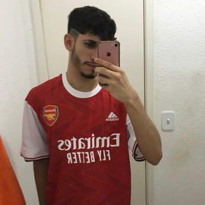 Se você quer viver o que a maioria não vive, faça o que a maioria não faz 🇦🇪💸❤️