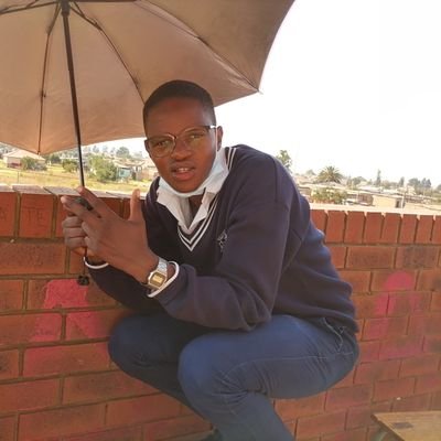 Satso13's profile picture. soccer lover💚💚
the chainsmokers 
kaizer chiefs✌✌