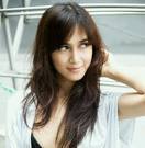 if you fans with @ninazatulini ,, go follow this account ,, 
:) and dont forget watching #AS senin - jum'at 17.00