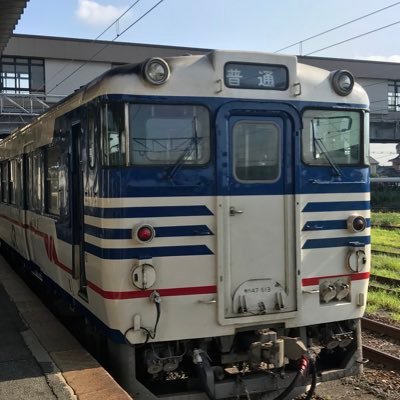 主成分は3つの鉄分（ヘヴィメタル、蹄鉄（＝競馬）、鉄道）。時代劇（暴れん坊将軍）、ラグビー 、ピアノなどでも呟きますこと、ご容赦ください。あっ、黒鯖達＝ブラックサバスです（笑）