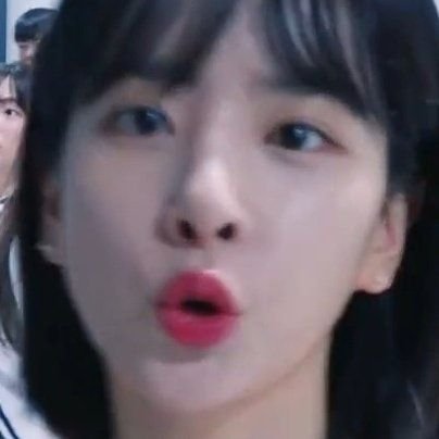 seolajjjooong_'s profile picture. 일이 그렇게 됏내