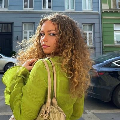 EmmaRsand1's profile picture. 