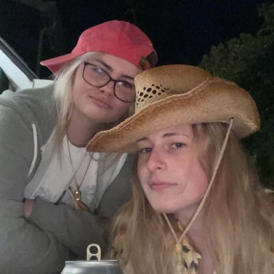 aine_ness's profile picture. what up