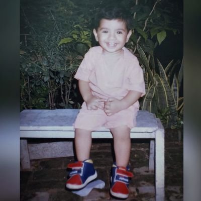 amanazeemkhan's profile picture. Selenophile