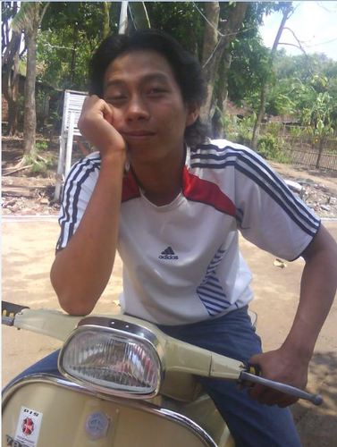 butuh kimcil....