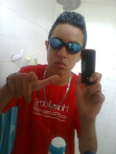 Do mesmo jeito que você to atrás do progresso e do adianto ♫ (H)

Orkut : http://t.co/f18ws2gSSF