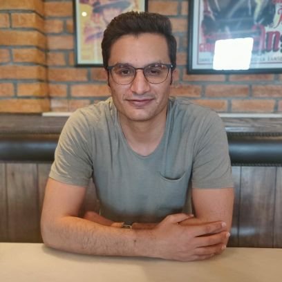 saurabhtrueblue's profile picture. 