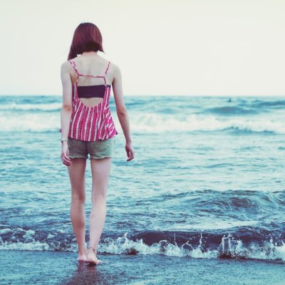 幼い頃に父親が亡くなり貧乏育ち( ´:ω:` )⇒美容関係の仕事に就くもブラックすぎて体を壊してウツ病にもなり退社⇒もう駄目かと思ったけど、ネットビジネスに出会って3ヵ月で月収100万円達成✨わたしの様に現状を変えたいと思っている方を無料でサポートしてます✊