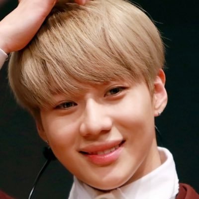 SHINee 東方神起に恋してやまないおばさんです。トンペさんシャヲルさん仲良くさせてください😊💕
