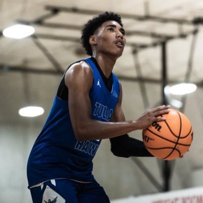 CJ Johnson @SCU_hoops PG, God first 🙏🏽. Chasing a dream LLDJ👼🏽🕊️