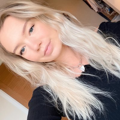 emilycoatesss's profile picture. i’ll be in my bedroom. making no noise and pretending that I don’t exist