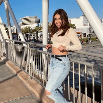 ejsalazar's profile picture. 23 | usc