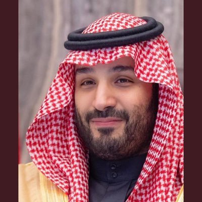 مواطن بسيط يعيش في فضل من الله في مملكة عز وفخر 🇸🇦