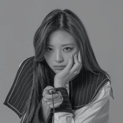 naturallymidzy's profile picture. #있지: you make me speechless