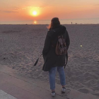 carobrtot's profile picture. Interne Médecine d’Urgence   🚲🌻🌿