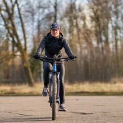 Mujer, consciente de mi impacto en el planeta, opiniones personales
