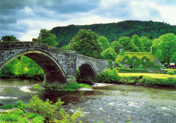 Providing positive information about the town of Llanrwst in North Wales