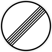 RomanK77's profile picture. when you limit your thinking, you limit your life