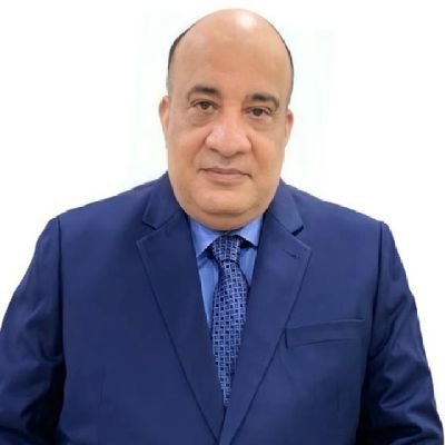 كلية الحقوق- جامعة البحرين
الخبرات :
-عضو هيئة تدريس بكلية حقوق اسيوط
-استاذ زائر باكاديمية
شرطة دبي
-عضو لجنة تطوير اجرءات التقاضي أمام المحاكم البحرينية