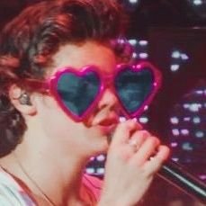 hatekindness's profile picture. 