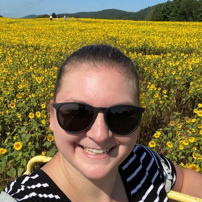 MissboyerF's profile picture. PSD learning support teacher, KTI star 2021, FV Fox, dog mom, lover of books