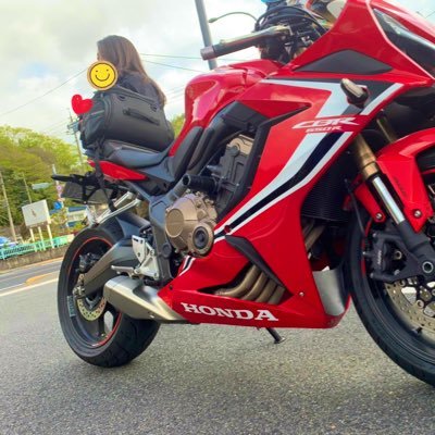 大阪でCBR650Rに乗ってます🙋‍♀️ 老若男女問わずツーリング仲間、随時募集中です🏍💨 知り合いいっぱい出来たら良いな😆✨ 異性としての出会いゎ求めてません😊