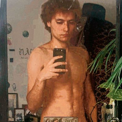 Fanatic of artistical nude pictures and drawings. IG: milt.28