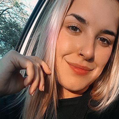 Flormoledo_'s profile picture. Habacuc 2:14 ❤️


And my heart burns for you ✝️🔥