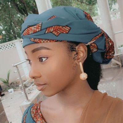 Proudly muslimah❤🤗
Daddy's girl 💗
25th may ❤
RIJP mama😭❤