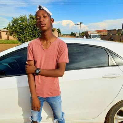 Bedroom Studio CEO. producer (AMAPIANO)

🥺🧡It's not love for MUSIC its a PASSION.
and it goes 🙆‍♂️Beyond a hobby, its about 
a way of living🎚🎹💻🎛