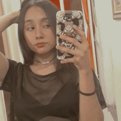 Fl0resValeee's profile picture. 💫𝕍𝕒𝕝𝕖𝕟𝕥𝕚𝕟𝕒💫
🔴⚪