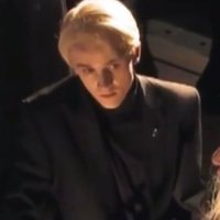 draco malfoy daily (@hourlydraco) 's Twitter Profile Photo