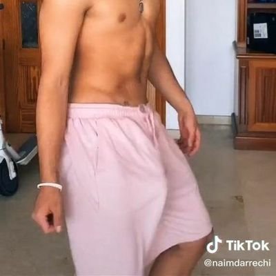 PackDeF93659254's profile picture. Bultos y packs de tiktoks y famosos🥵