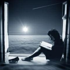 Vinoh_bhakya's profile picture. aari & zardhosi designer😊 #aariwork
music lover💟 #arrlove
books addict 💙
love to paint🖌️