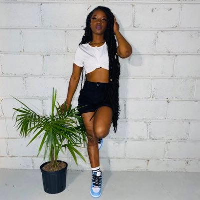 A Queen trying to find her way🧚🏾♀️| Be Cute, Be Kind & Be You🌱 DSU Alum🎓| #ChinUp