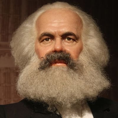 Filósofo, economista, sociólogo, periodista, intelectual y militante comunista.