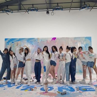 izonenakojjang's profile picture. 