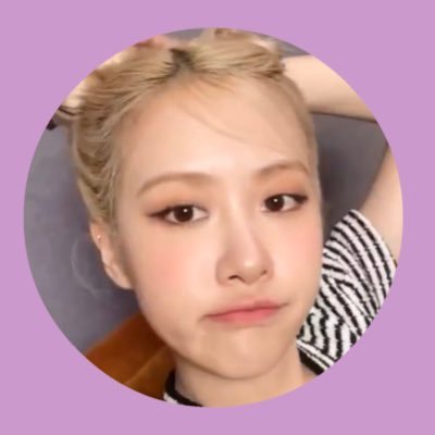 thinking about #ROSÉ. tweet