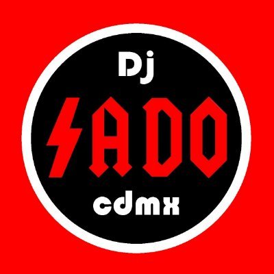 Dj Lagunero radicado en la CDMX, su personaje de SADO, es referente a la cultura BDSM, donde realiza performance, mezclas y locución en el ambiente underground.