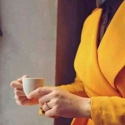 FelahiImene's profile picture. Docteur en Pharmacie 💊