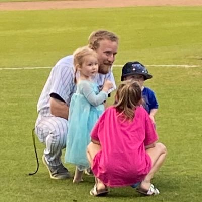 Christian. Husband to an amazing wife. Father of 3 beautiful children. Head Baseball Coach @WFHS__Baseball